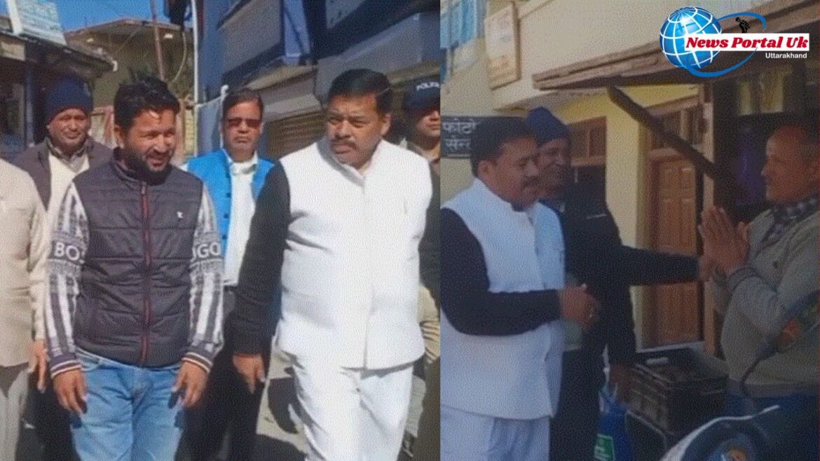 लोहाघाट विधायक ने नगर का भ्रमण कर लोगों की सुनी समस्याएं