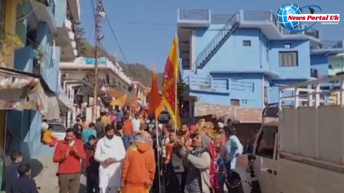 लोहाघाट में निकली भगवान श्री राम की भव्य शोभायात्रा हजारों लोग हुए शामिल