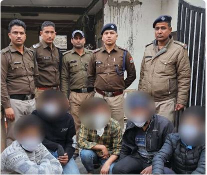 हल्द्वानीः बनभूलपुरा हिंसा में बड़ा खुलासा, 20 साल के अरबाज ने घर से दिया था पेट्रोल फिर ऐसे बने पेट्रोल बम..
