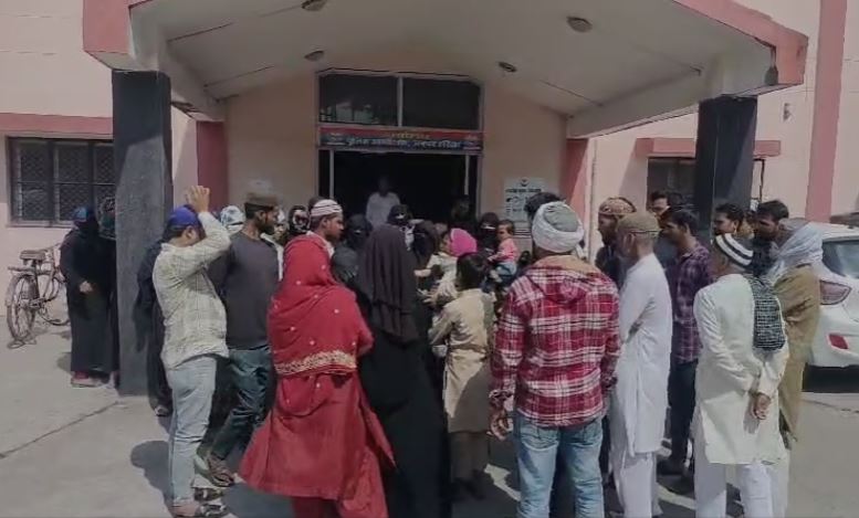 6 दिन पहले हुई हत्या के बाद आज पुलिस ने किया मुकदमा दर्ज