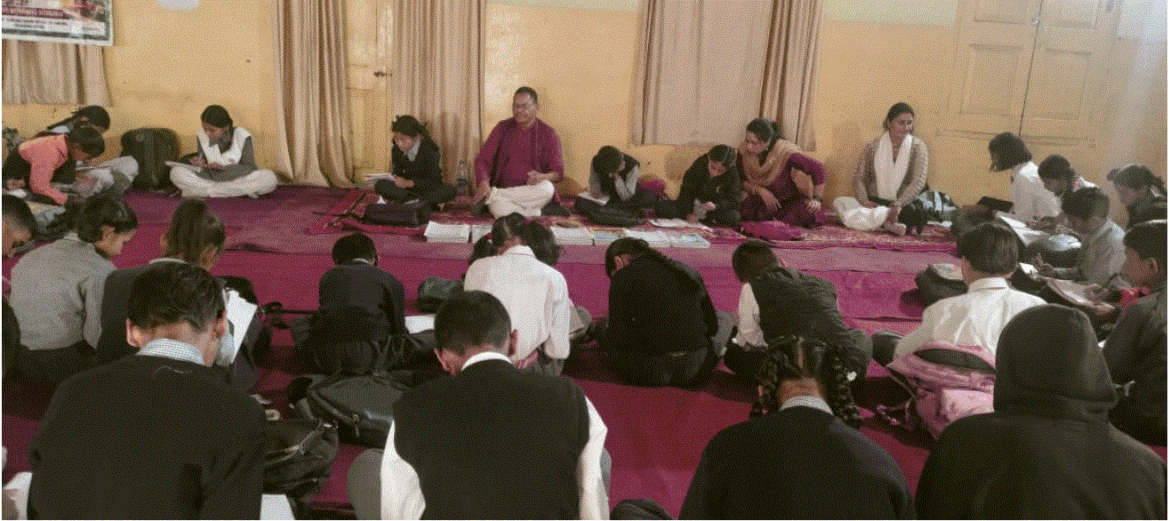 रानीखेत : कार्यशाला का दूसरा दिनःबच्चों ने सीखी निबंध लेखनकी बारीकियां