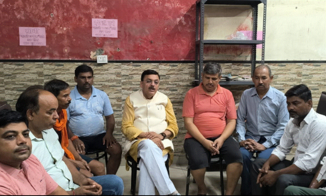 भाजपा के पूर्व विधायक राजेश शुक्ला ने किच्छा काग्रेंस विधायक तिलक राज बहेड़ पर लगाया आपराधियों को संरक्षण देने का आरोप