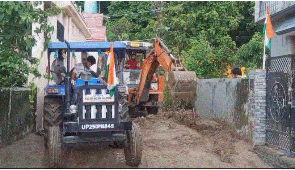 गायत्री कॉलोनी और कृष्णा बिहार में मची आफत जिलाधिकारी ने क्षतिग्रस्त इलाके का किया दौरा