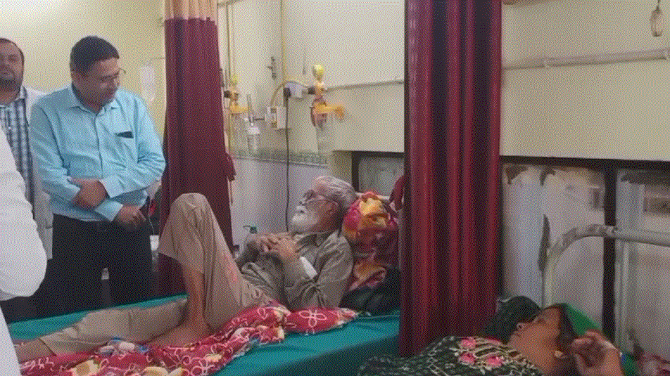 सीएमओ चंपावत ने लोहाघाट उप जिला चिकित्सालय का किया निरीक्षण व्यवस्थाओं पर जताया संतोष जल्द व्यवस्था सुधारने का किया दावा