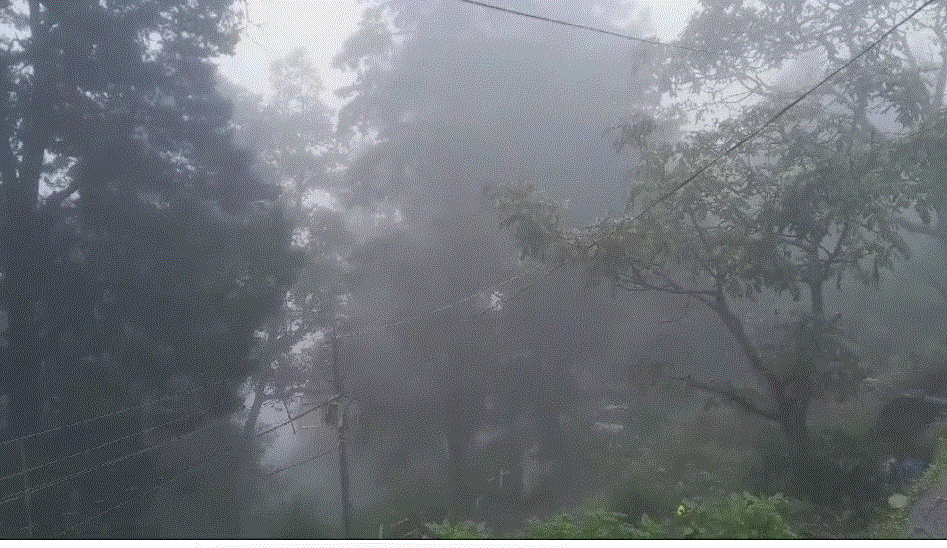 सरोवर नगरी व उसके आसपास छाया कोहरा