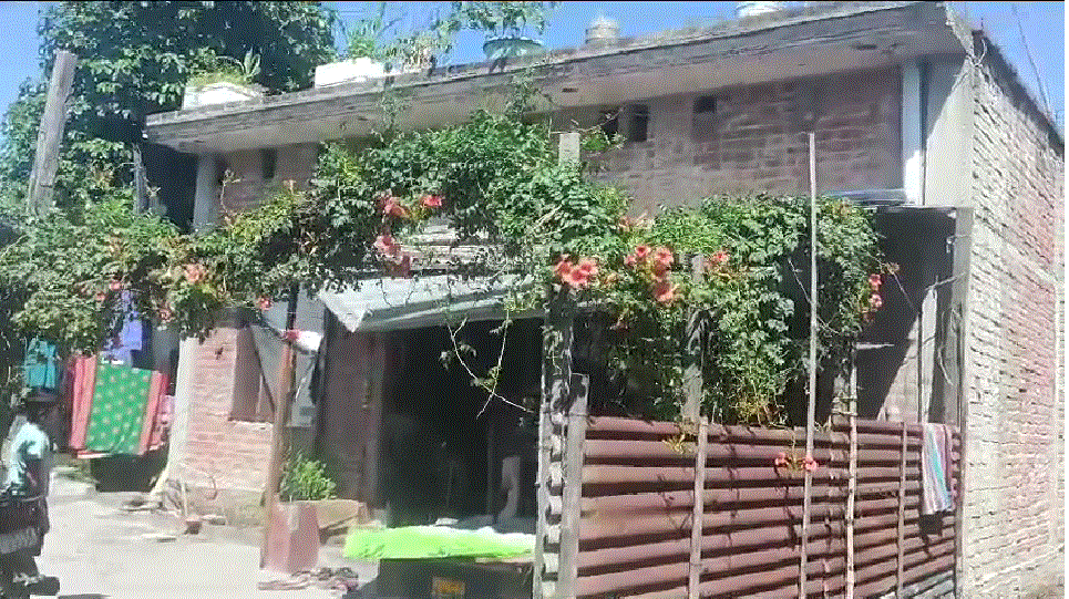 नानक मत्ता अपने मकान की छत से गिरने के कारण इलाज के दौरान हुई व्यक्ति की मृत्यु