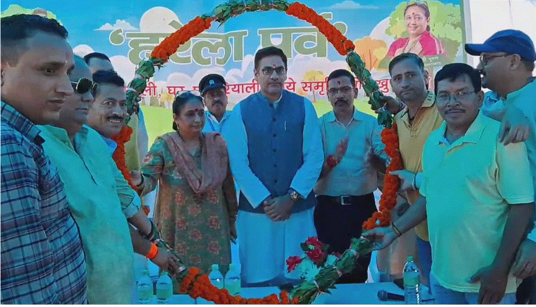 विधानसभा अध्यक्ष ने कैबिनेट मंत्री सौरभ बहुगुणा के साथ हरेला पर्व के अंतर्गत कोटद्वार विधानसभा मैं किया वृक्षारोपण।