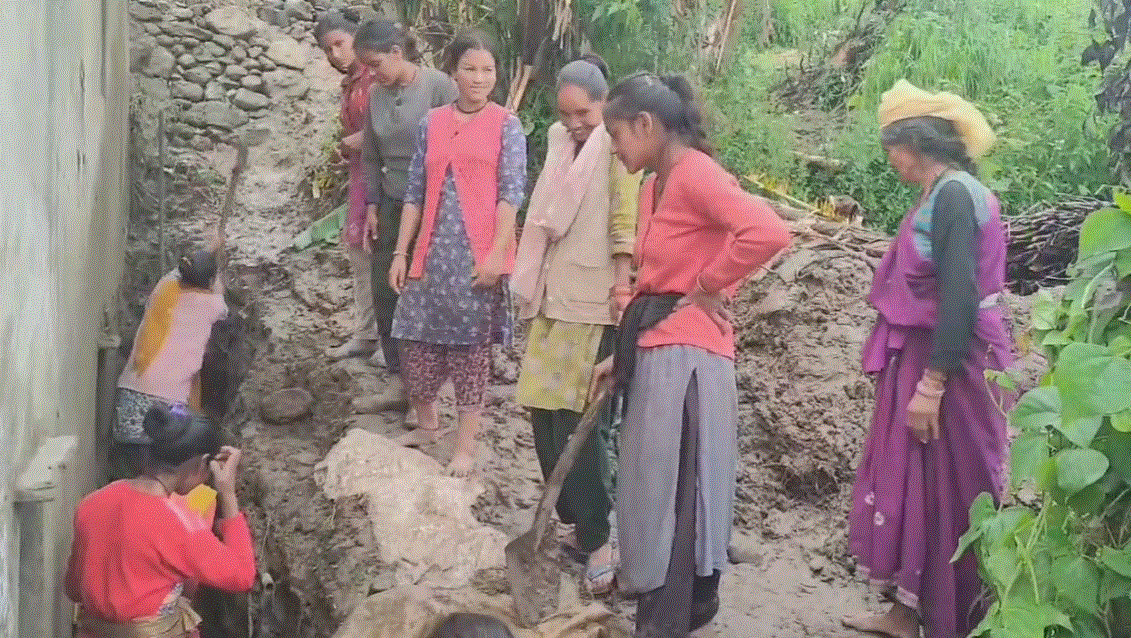 जैंती चक गांव में खौफ के साए में जी रहे ग्रामीण