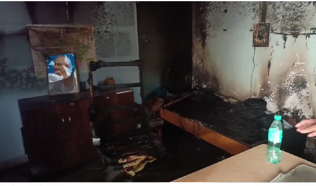 स्टोरी , सामुदायिक सवास्थ्य केंद्र में लगी आग