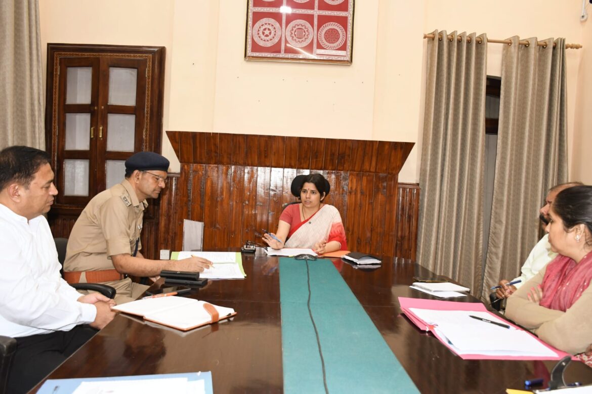 जिलाधिकारी वंदना सिंह की अध्यक्षता में सोमवार को नैनीताल कार्यालय सभागार में नार्कों समन्वय समिति (NCORD)की मासिक बैठक का आयोजन किया