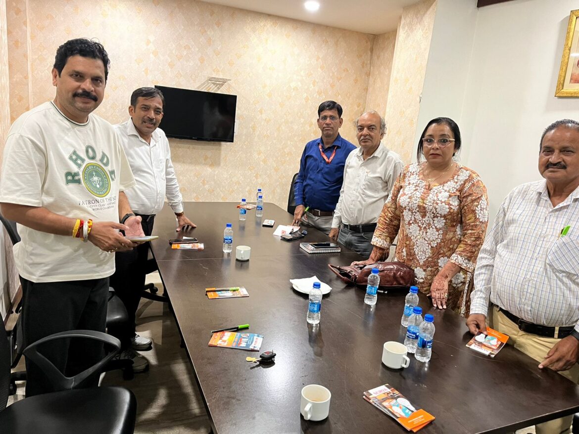 प्रदेश संगठन मंत्री श्री सुशील सक्सेना ने नैनीताल और कुमाऊं के पदाधिकारी के साथ एक बैठक की