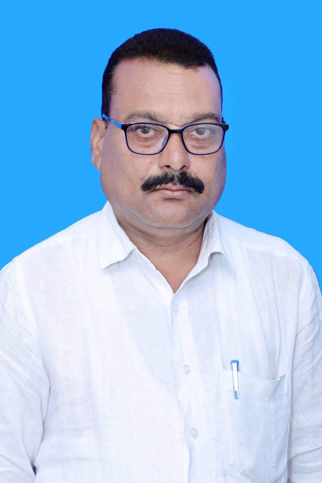 बहुजन समाज पार्टी में जिला अध्यक्ष बने फिर शिव गणेश