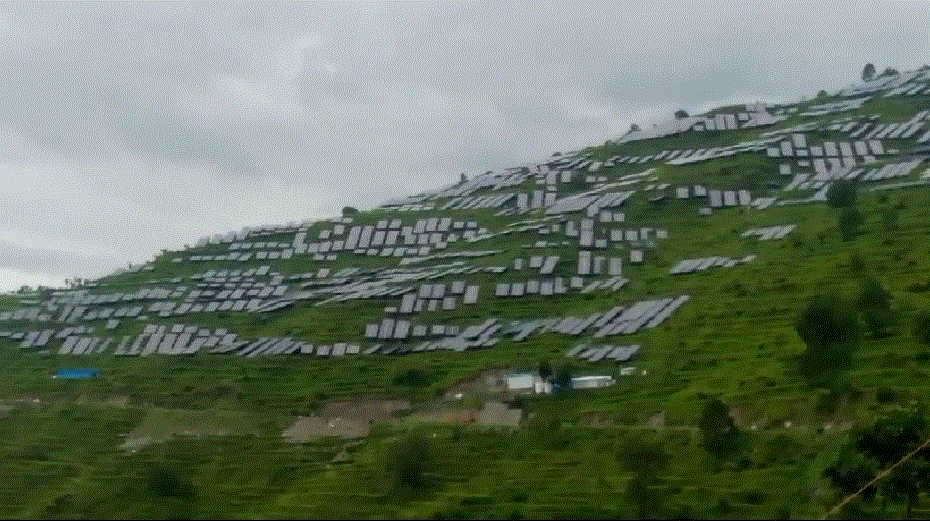 जनपद उत्तरकाशी मे प्रधानमंत्री नरेन्द्र मोदी के सपनो को साकार कर रहा है एक गांव पलायन छोड गांव लोट रहे है ग्रामीण