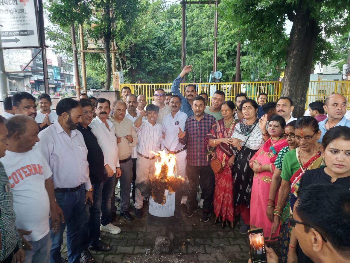 प्रदेश में बिगड़ती कानून व्यवस्था और बढ़ता भ्रष्टाचार बना भाजपा का चेहरा: सुमित हृदयेश।