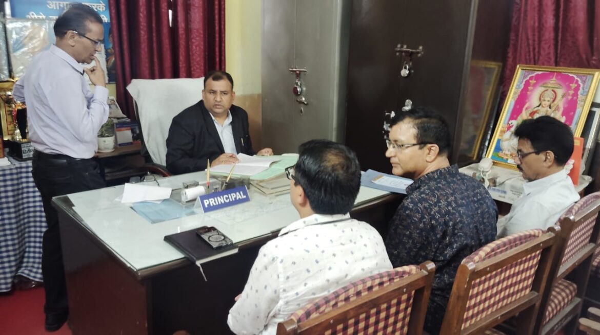 जिलाधिकारी ने किया साइकल दल रवाना