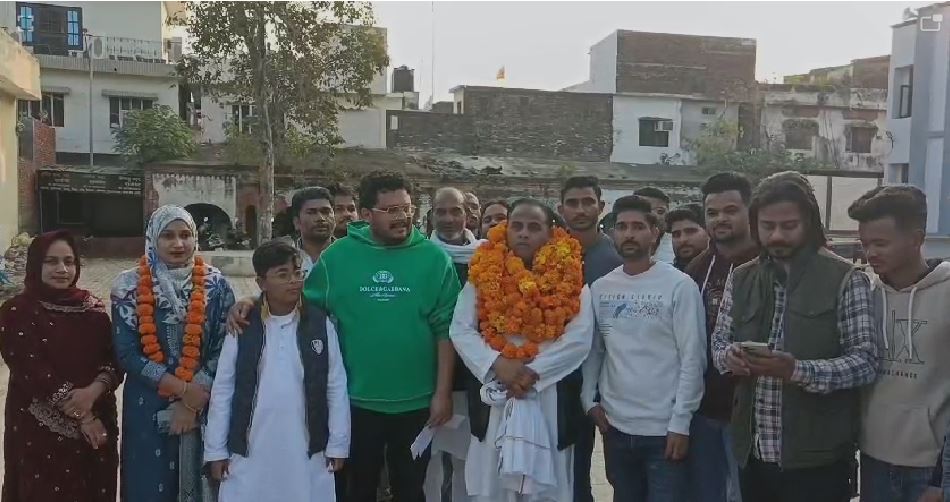 प्रत्यासियो का नामांकन सिलसिला जारी।