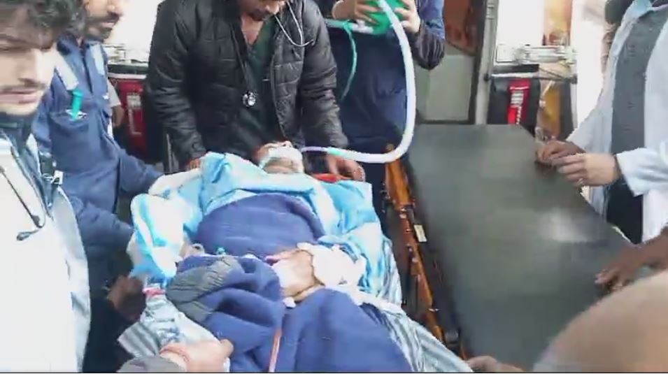 भीमताल में हुए सड़क हादसे में एक और मरीज को किया एआईआईएमएस ऋषिकेश रवाना