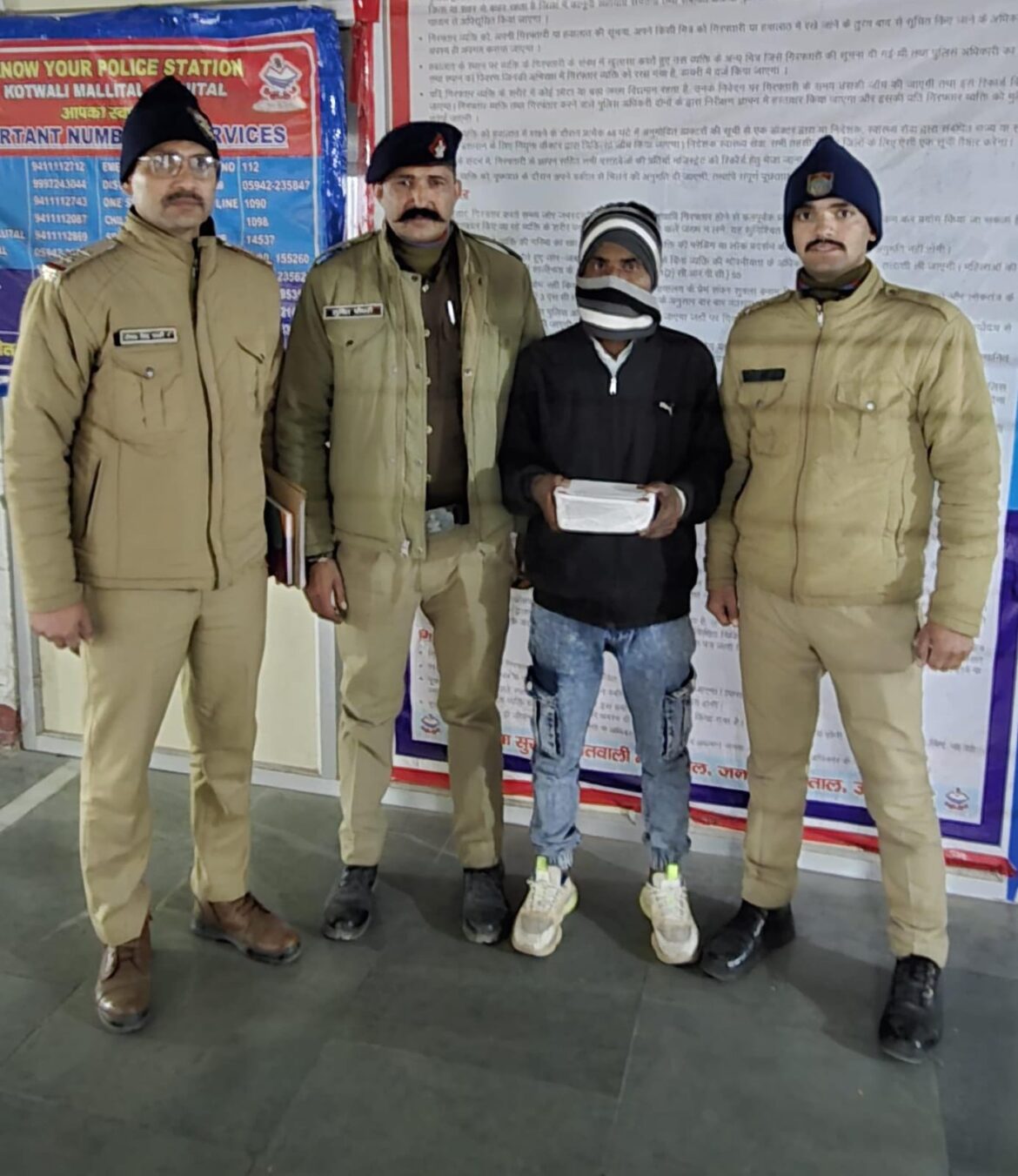 बनभूलपुरा एवं कालाढूंगी पुलिस ने सट्टेबाजी व नशा तस्करी में लिप्त 03 व्यक्तियों को किया गिरफ्तार