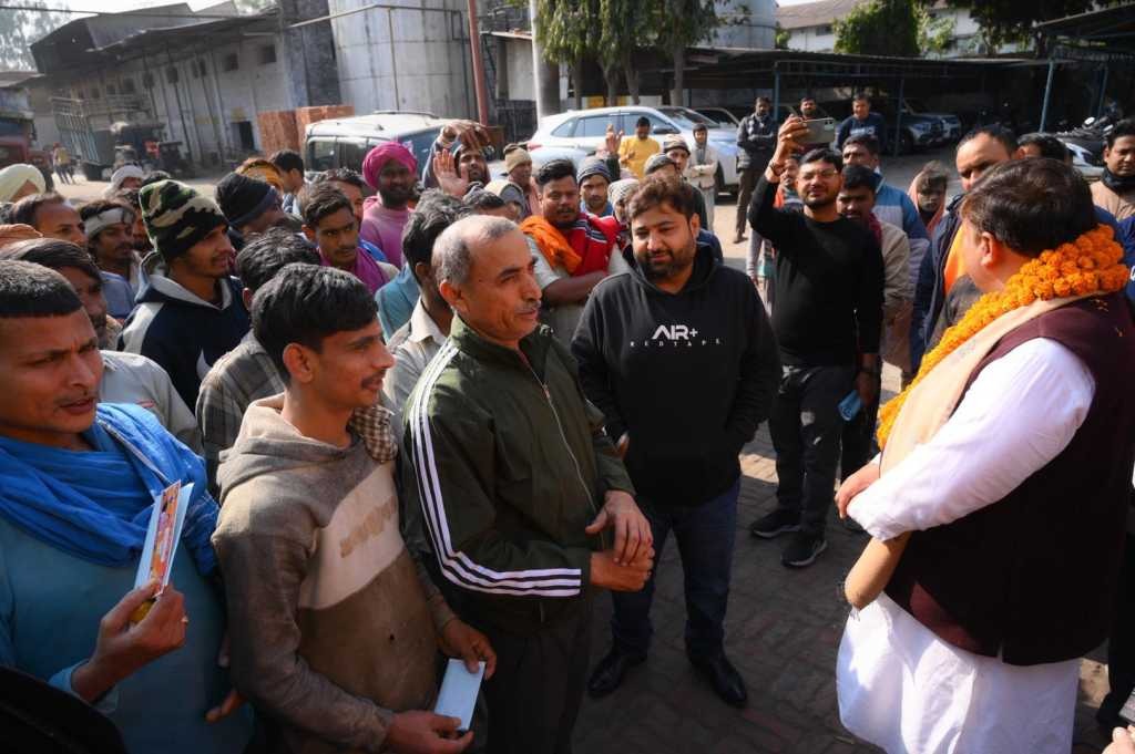 बीजेपी के मेयर प्रत्याशी विकास शर्मा ने कहा भाजपा सरकार में उद्योगपतियों के हित सुरक्षित