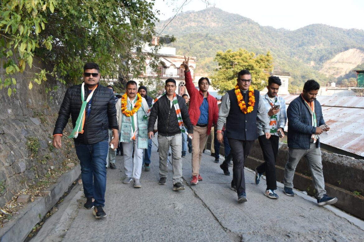 ब्यूराखाम में कांग्रेस प्रत्याशी ललित जोशी को जनता का जबरदस्त समर्थन