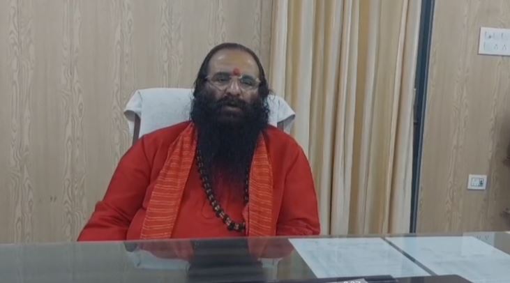 पहलगाम आतंकी हमले पर अखाड़ा परिषद का फूटा गुस्सा, महंत रविंद्र पुरी ने की राष्ट्रपति शासन की मांग
