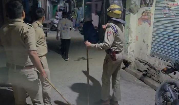 बनभूलपुरा में मामूली विवाद ने लिया हिंसक रूप, पथराव के बाद पुलिस बल तैनात