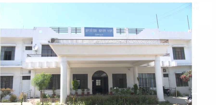 वक्फ संशोधन बिल ऐतिहासिक, मुसलमानों को भ्रमित करने वालों पर निशाना: मुफ्ती शमून कासमी