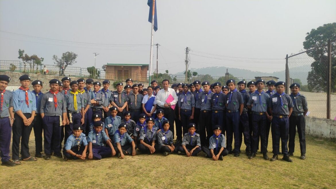 जवाहर नवोदय विद्यालय ताड़ीखेत में स्काउट शिविर शुरू