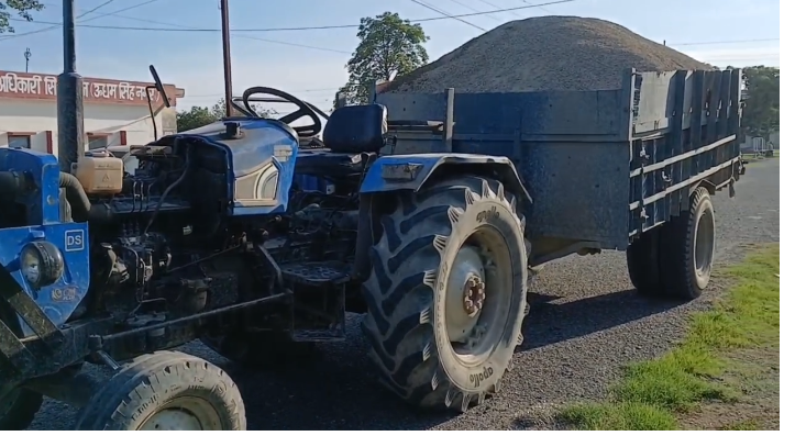 ओवरलोड और ओवरहाइट वाहनों पर शिकंजा: परिवहन विभाग ने की सख्त कार्रवाई, कई वाहन सीज