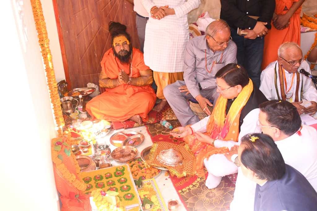 धर्म रक्षक मुख्यमंत्री पुष्कर सिंह धामी ने किया कालू सिद्ध मंदिर की प्राण प्रतिष्ठा में भाग, प्रदेश की सुख-समृद्धि की कामना