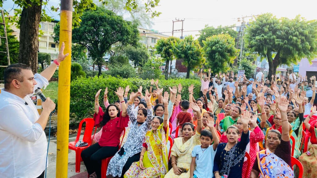 सुभाष नगर में अतिक्रमण विरोधी कार्रवाई के खिलाफ महापंचायत, विधायक सुमित हृदयेश ने बताया ‘तानाशाही कदम’