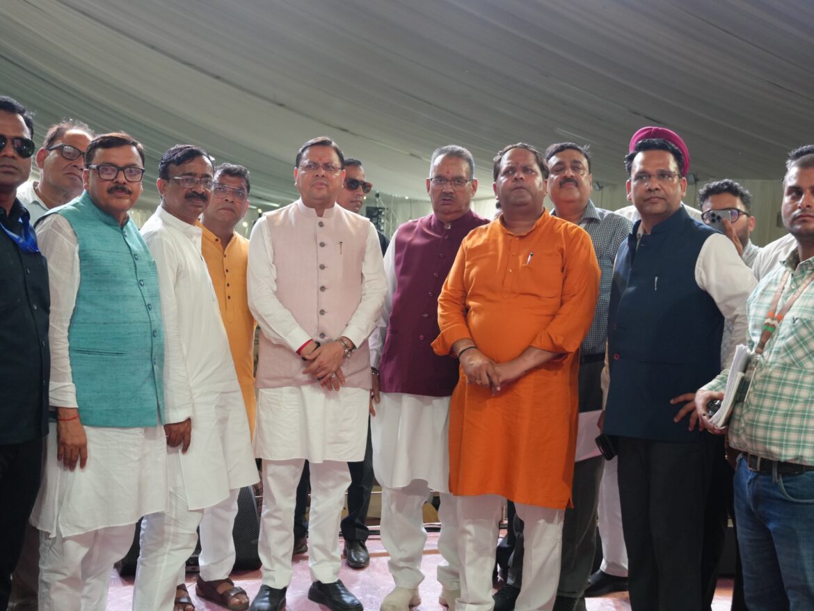 रुद्रपुर में निवेश उत्सव की तैयारियों का सीएम धामी ने लिया जायज़ा, कहा – ऐतिहासिक क्षण का गवाह बनेगा