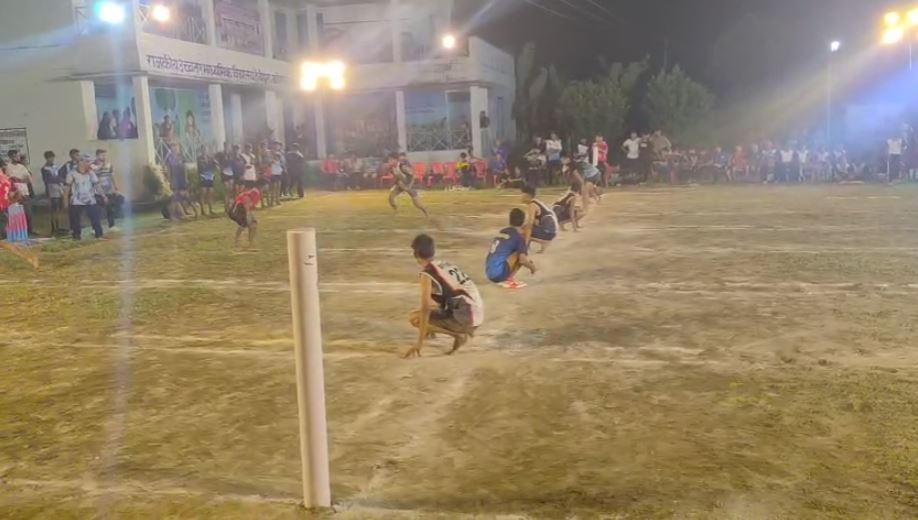 देवीपुरा चकलुवा में राज्य स्तरीय सीनियर खो-खो डे-नाइट प्रतियोगिता का भव्य आगाज़