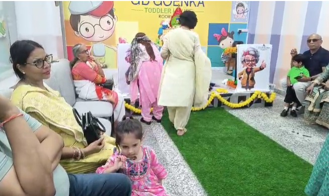 रुड़की के जी.डी. गोयनका स्कूल में दादा-दादी संग हुआ विशेष कार्यक्रम