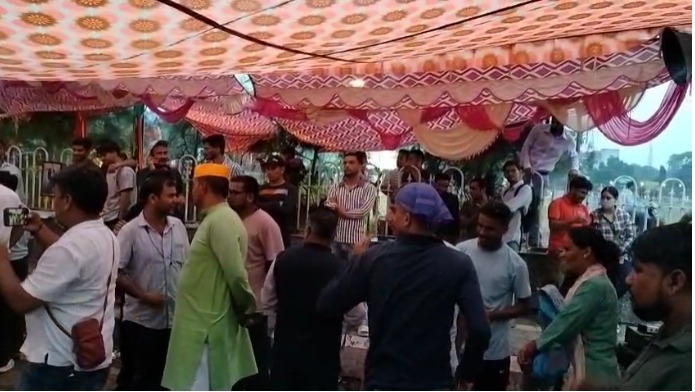 बेरोजगार संघ ने परीक्षा स्थगित न होने पर धरने की चेतावनी दी