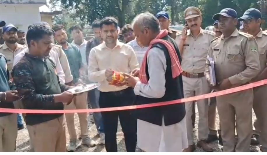 हरिद्वार में मॉनसून बाद खनन चुगान शुरू, रवासन नदी के कटेबढ़ गेट से हुई औपचारिक शुरुआत