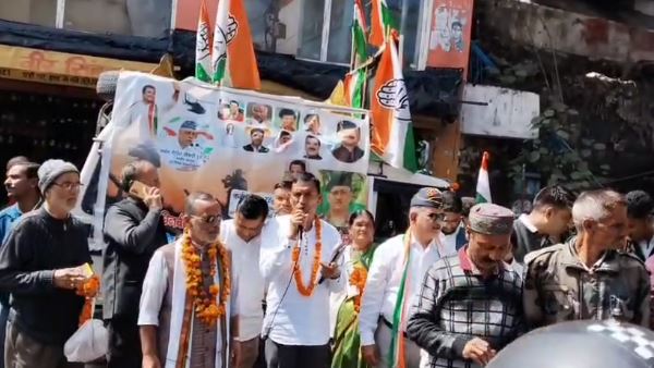 कांग्रेस ने अग्निवीर भर्ती के विरोध में जन जागरण रथ यात्रा निकाली