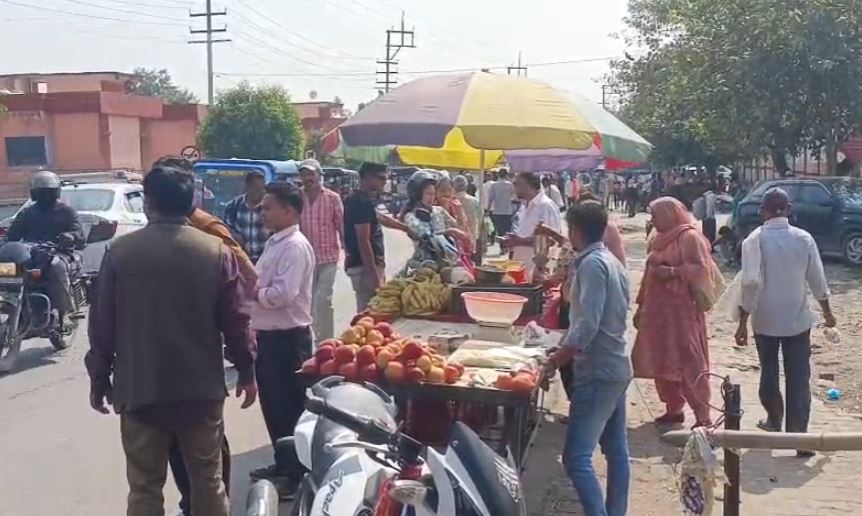 ऋषिकेश में एम्स के निकट जीरो जोन का उल्लंघन फिर शुरू, तिराहे पर जाम और परेशानियां