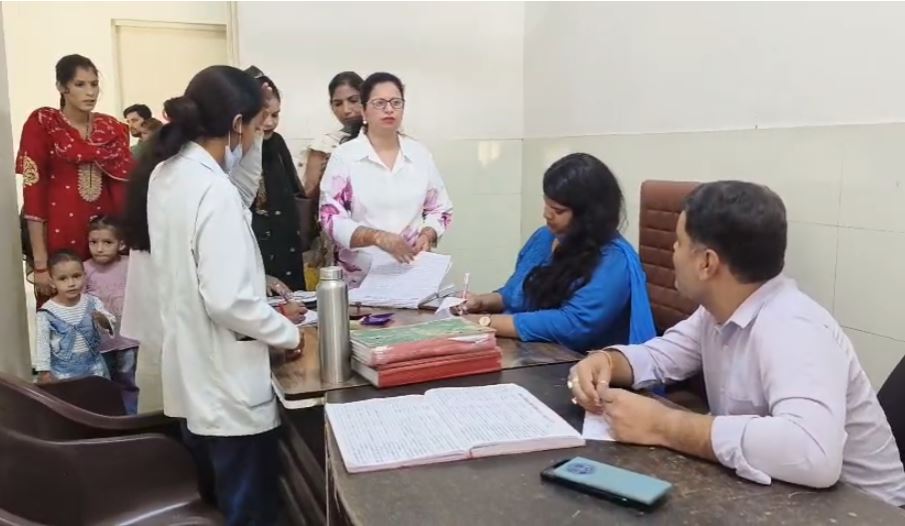 बहादराबाद में सामुदायिक स्वास्थ्य केंद्र की ओपीडी नए भवन में स्थानांतरित