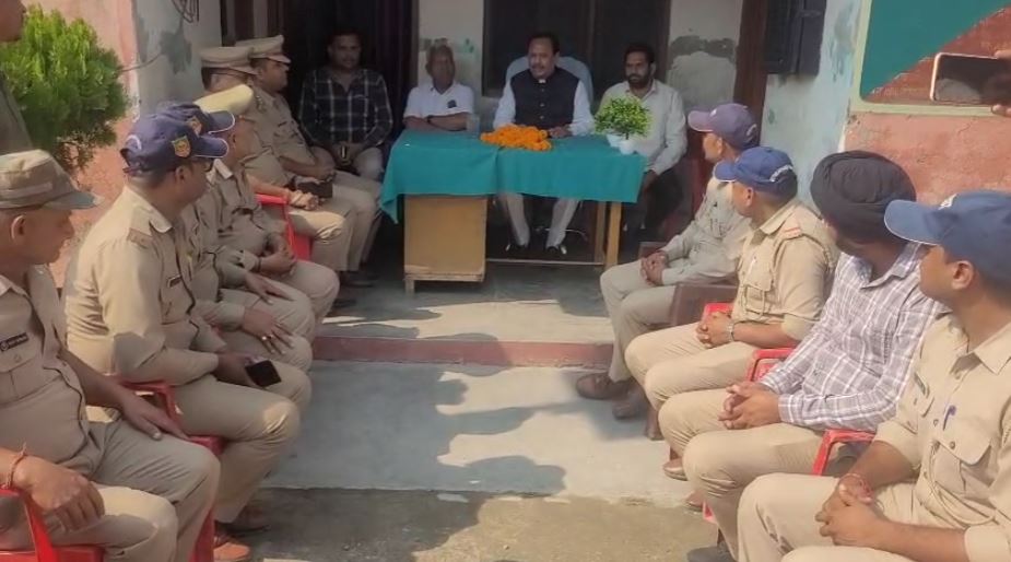 लक्सर में राज्यमंत्री ओमप्रकाश जमदग्नि ने वन विभाग कार्यालय का किया निरीक्षण, सूखे पेड़ों के सर्वे के दिए निर्देश