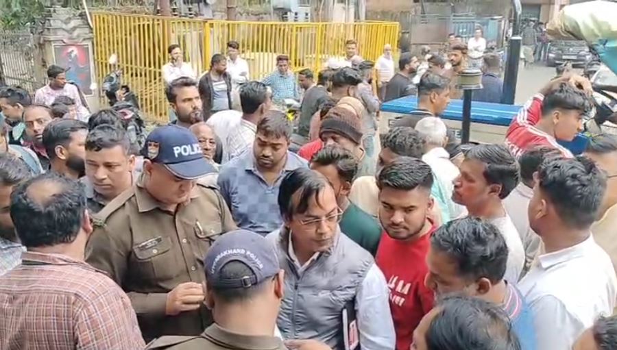 हल्द्वानी में स्मार्ट मीटर लगाने पर बवाल, राजपुरा क्षेत्र में लोगों का विरोध प्रदर्शन
