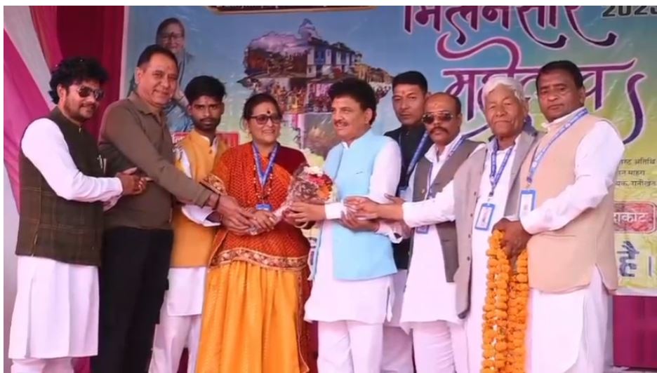 सैमधार जैनोली में मिलनसार महोत्सव का भव्य आयोजन, क्षेत्रीय प्रतिभाओं का हुआ सम्मान