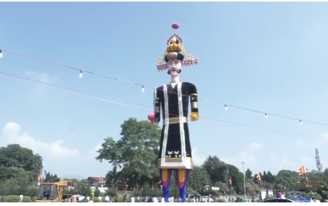 देहरादून में दशहरे के मेले की तैयारी पूरी, रावण दहन आज