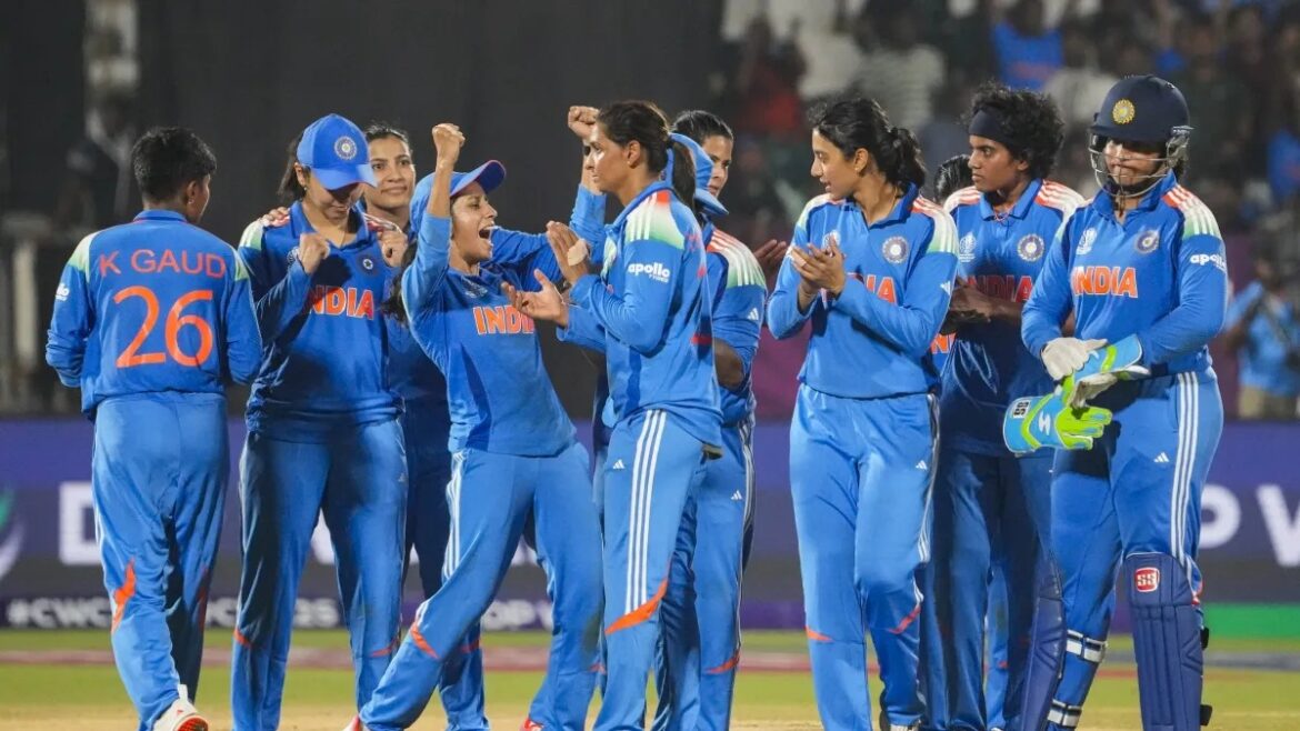 महिला वर्ल्ड कप 2025: भारत की सेमीफाइनल की उम्मीदें बनी हुईं, बचे तीन बड़े मुकाबले