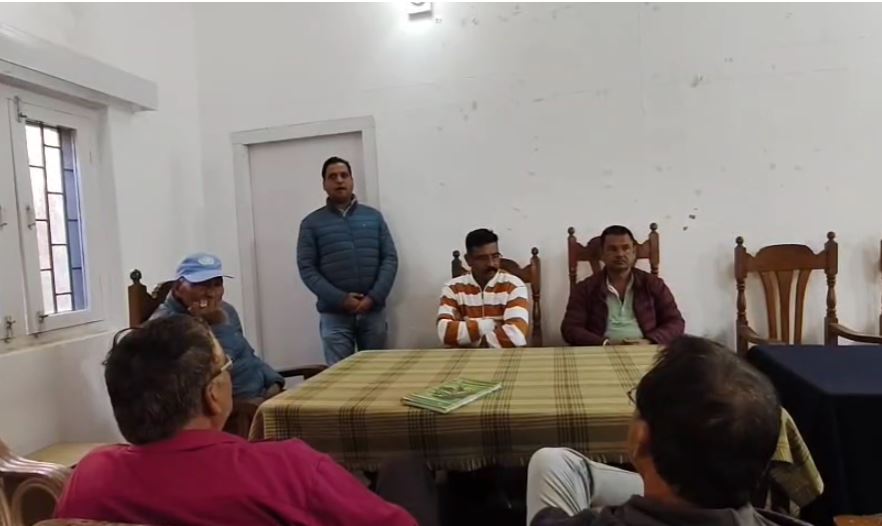 लोहाघाट विकास संघर्ष समिति ने नगर की समस्याओं पर बनाई कार्ययोजना, लॉ कॉलेज की मांग जोर से उठाने का निर्णय