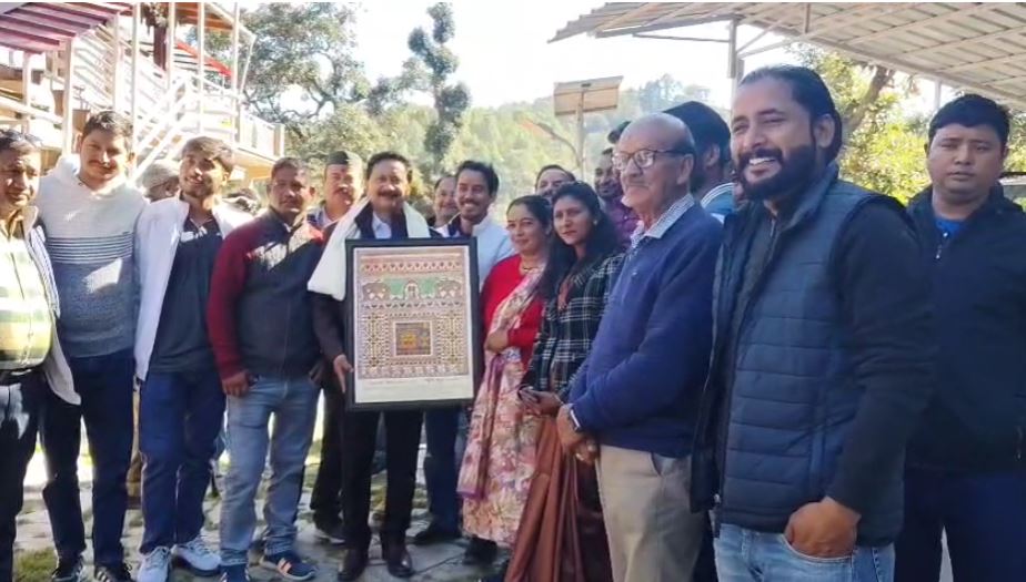 कांग्रेस प्रदेश अध्यक्ष करन माहरा के सफल नेतृत्व के 3.7 वर्ष पूर्ण, रानीखेत में आभार व सम्मान समारोह आयोजित