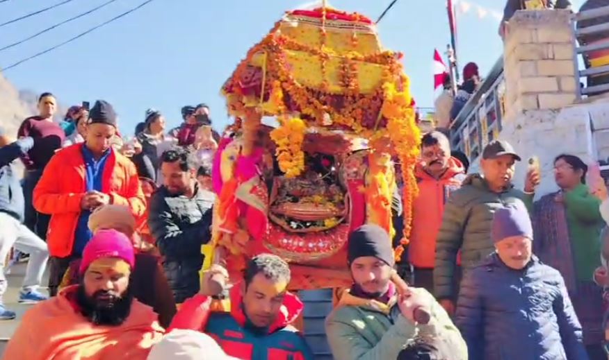 जोशीमठ में शीतकाल के लिए विराजित हुई आद्य गुरु शंकराचार्य की गद्दी