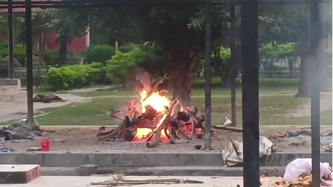 ऋषिकेश में पिता के निधन के बाद पुत्र ने भी त्यागा प्राण, पूरे क्षेत्र में शोक की लहर