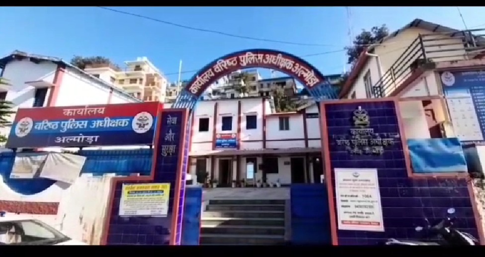 डबरा में जंगल से 161 जैलेटिन रॉड बरामद, बम निरोधक दल ने किया निरीक्षण