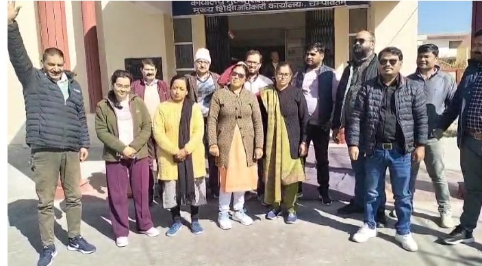 चंपावत में पदोन्नति में देरी के विरोध में शिक्षकों का धरना शुरू, समय रहते समाधान न होने पर उग्र आंदोलन की चेतावनी